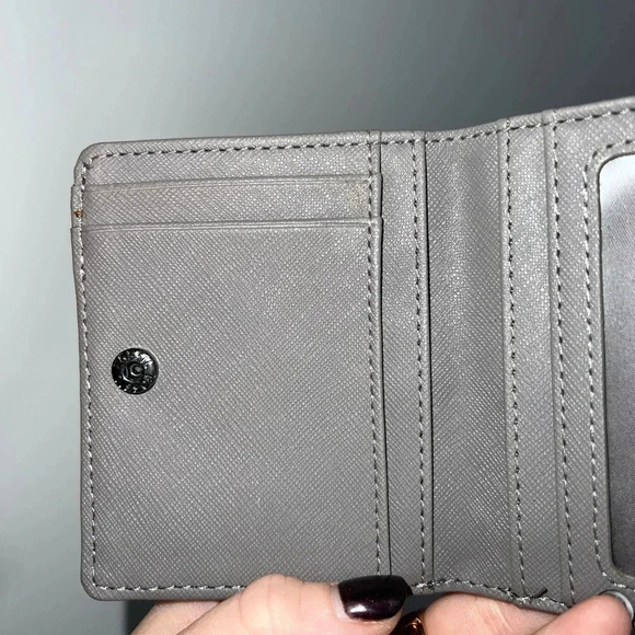 FOSSIL GRAY STUDDED WALLET - Picture 6 of 7